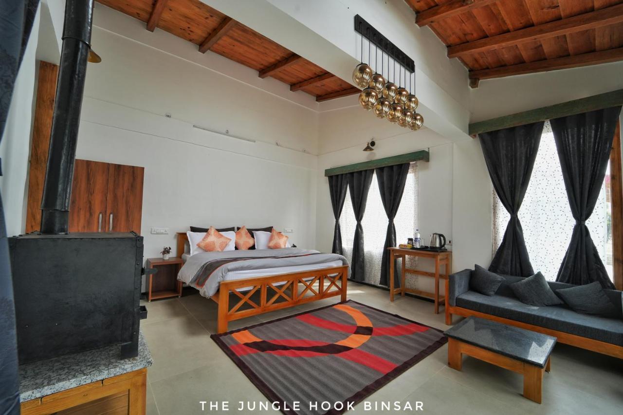 The Jungle Hook Binsar Hotel Almora Exterior photo