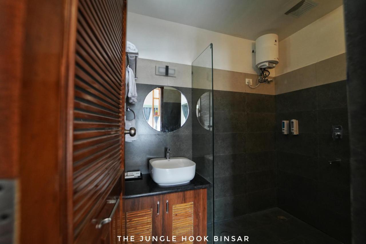 The Jungle Hook Binsar Hotel Almora Exterior photo