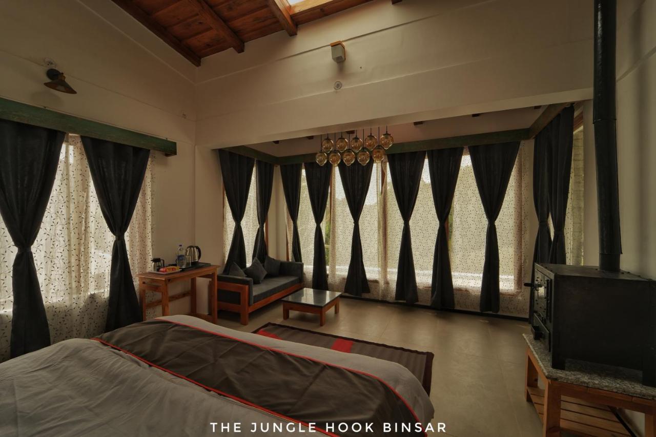 The Jungle Hook Binsar Hotel Almora Exterior photo