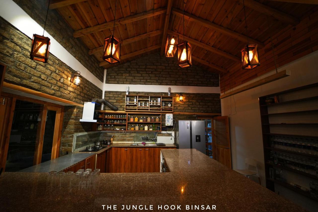 The Jungle Hook Binsar Hotel Almora Exterior photo