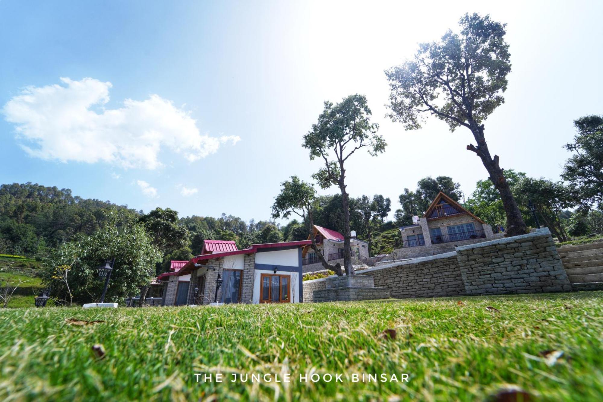 The Jungle Hook Binsar Hotel Almora Exterior photo