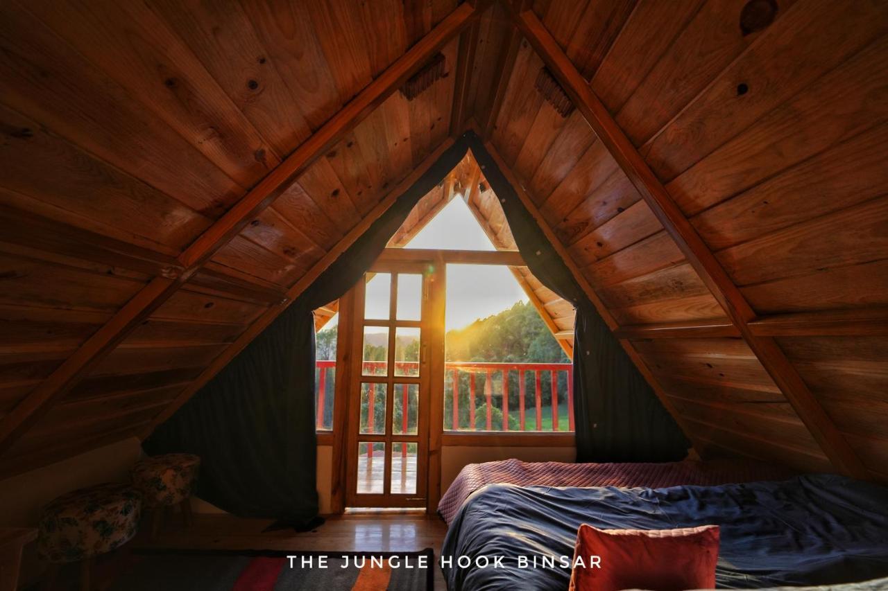The Jungle Hook Binsar Hotel Almora Exterior photo