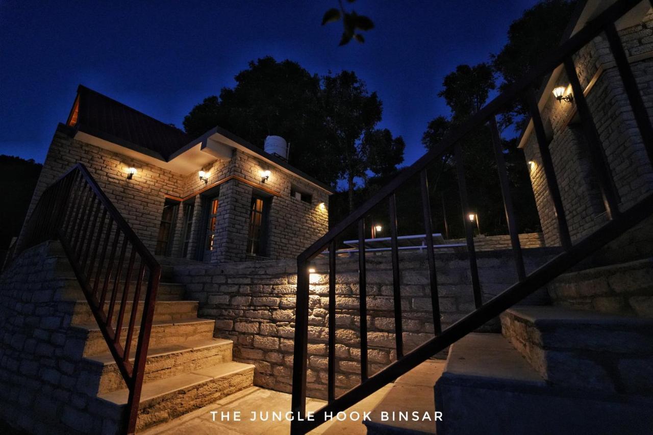The Jungle Hook Binsar Hotel Almora Exterior photo